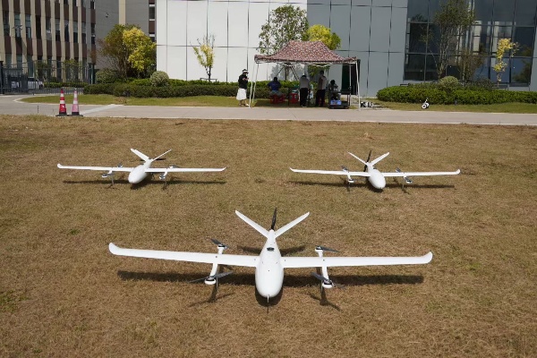 The Advantages of VTOL Fixed-Wing Drones: Long Flight Time, Heavy Payload, and Greater Freedom