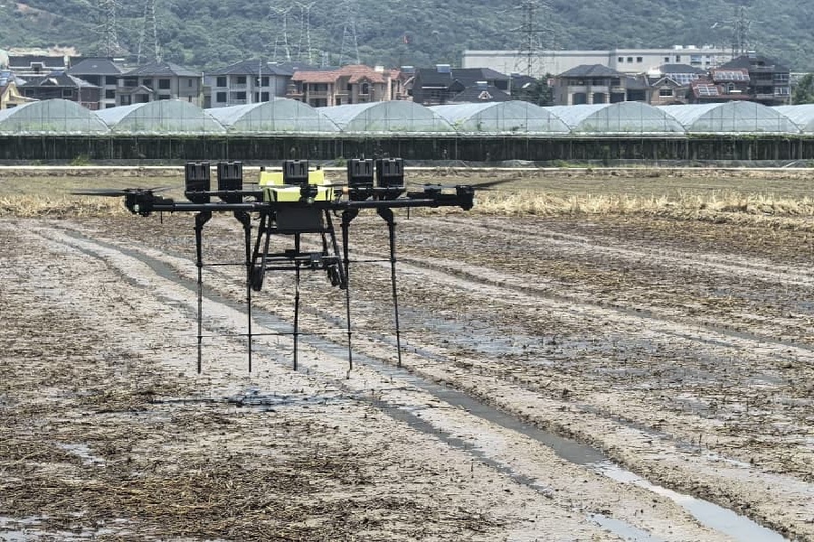 Módulo de semeadura em linha para drones agrícolas DJI e XAG - WillFly Drone