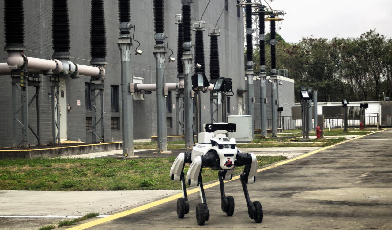 Ground robotics inspection: quadruped robot dog patrolling an industrial park